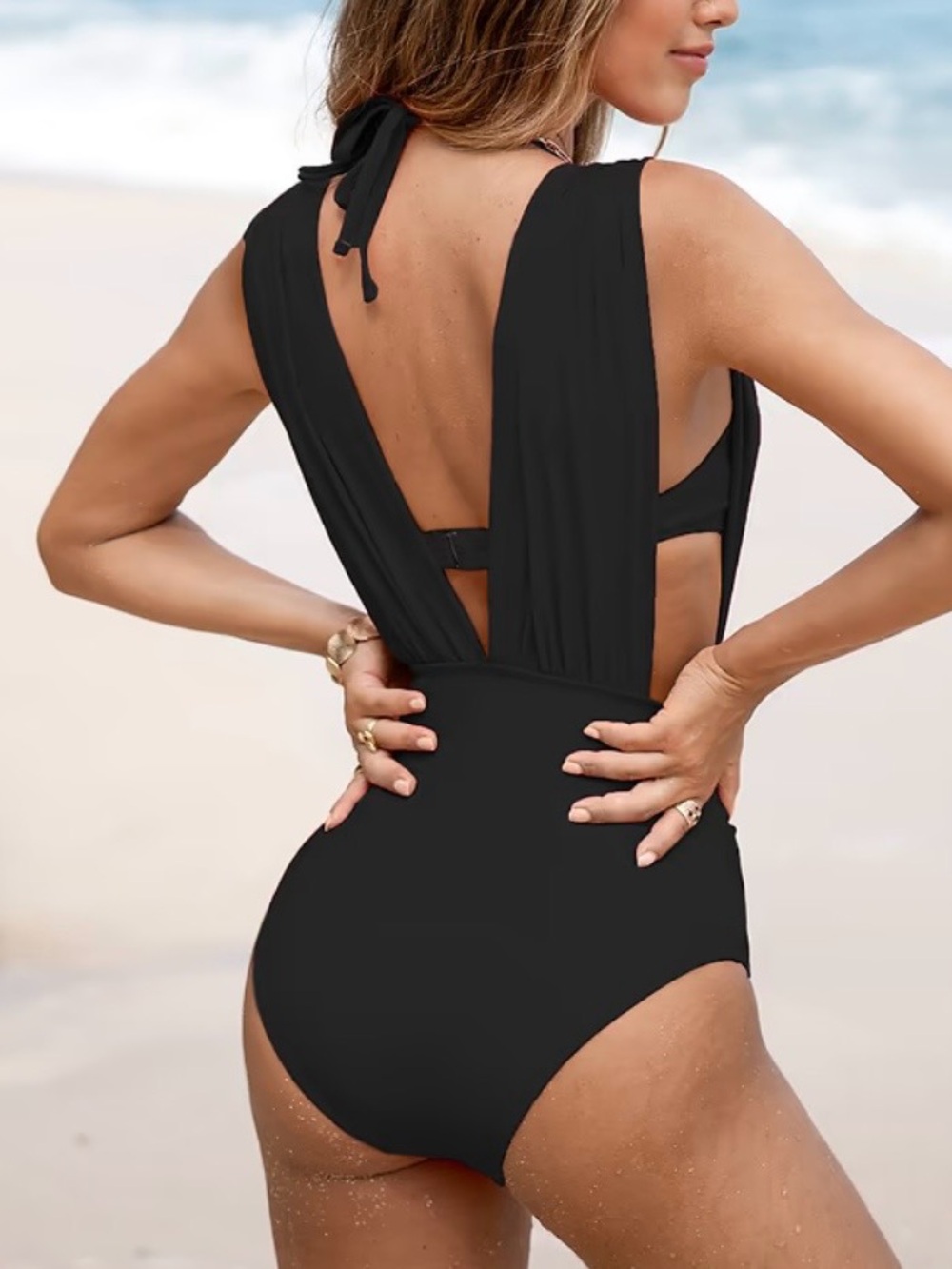 Cupshe Black Womens' Two-Piece Swimwear with Twist Front - Picture 4 of 10